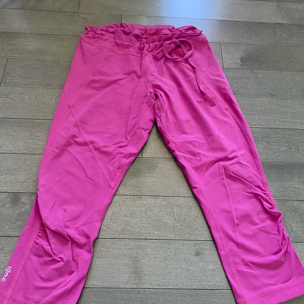 Tonic crop leggings